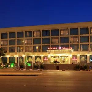 Ramada By Wyndham Otel